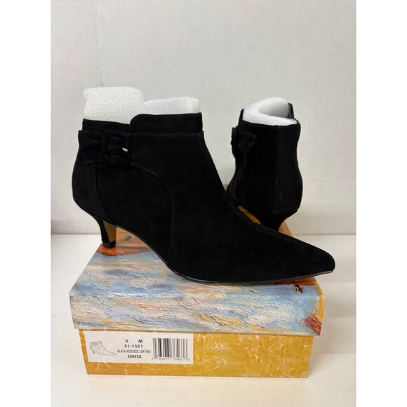 Bella Vita Bindi Black Booties Kitten Heel Kidsuede Leather Pointed Toe 8M - Picture 1 of 7